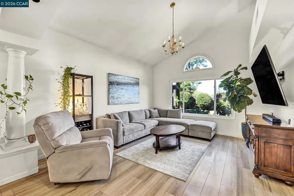 5405 Glenwood Ct El Sobrante, CA 94803