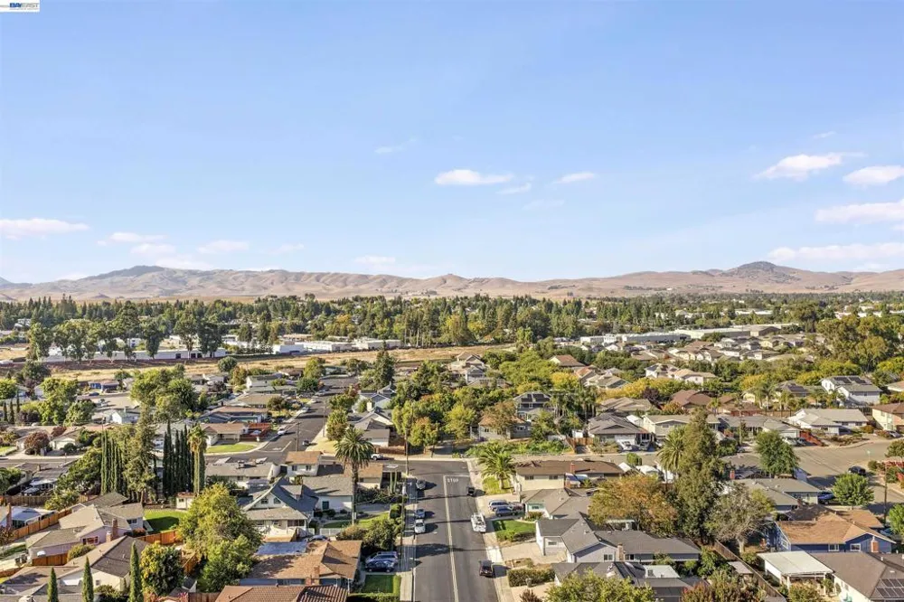 3993 Santa Clara Way Livermore, CA 94550