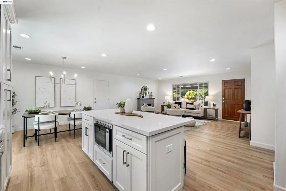 3993 Santa Clara Way Livermore, CA 94550