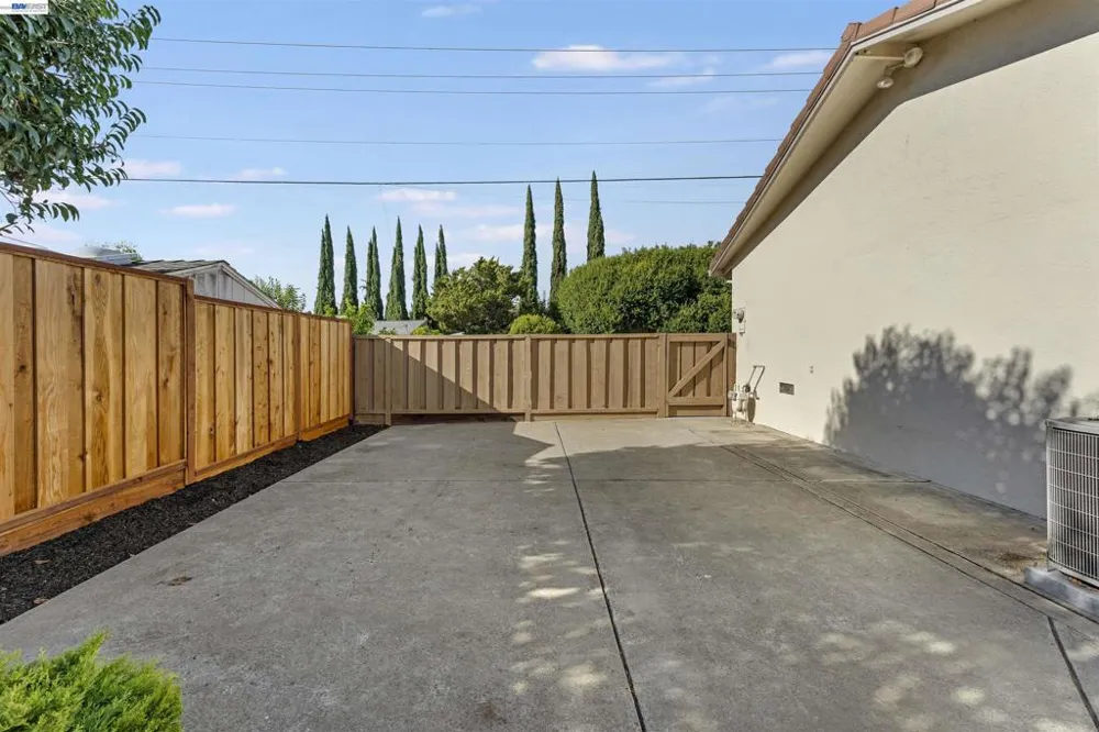 3993 Santa Clara Way Livermore, CA 94550