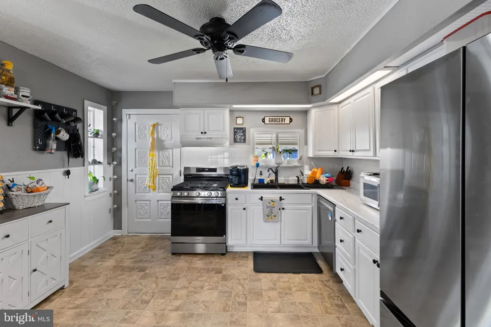 228 OAKWOOD ROAD Baltimore, MD 21222