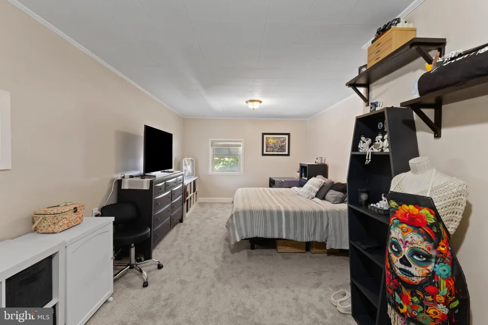 228 OAKWOOD ROAD Baltimore, MD 21222