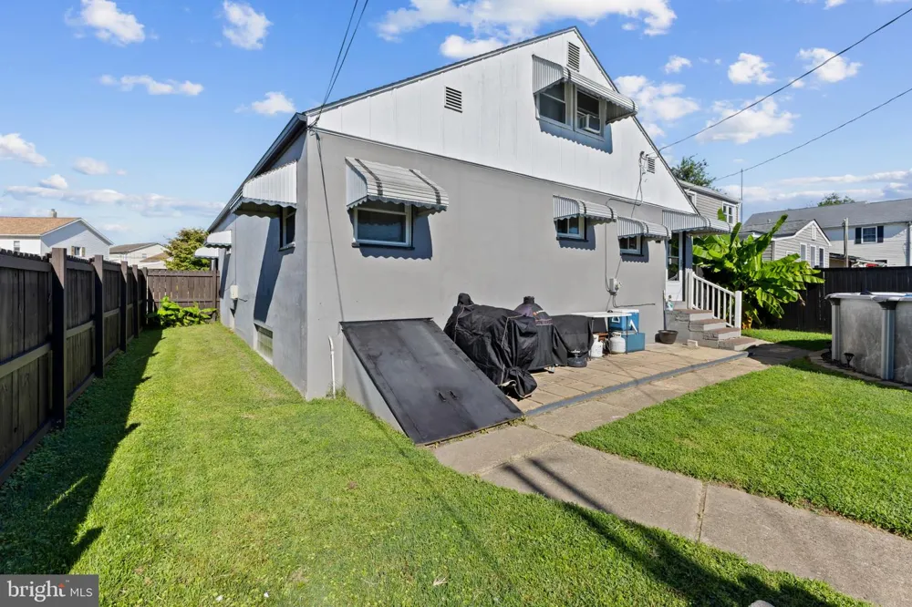228 OAKWOOD ROAD Baltimore, MD 21222