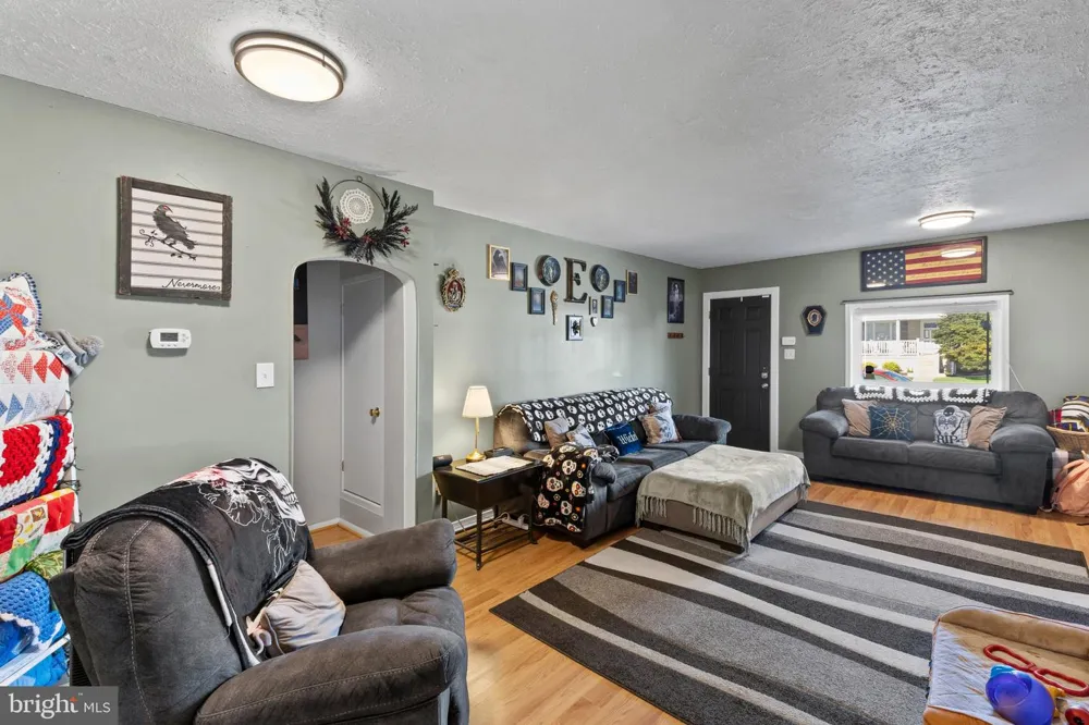 228 OAKWOOD ROAD Baltimore, MD 21222