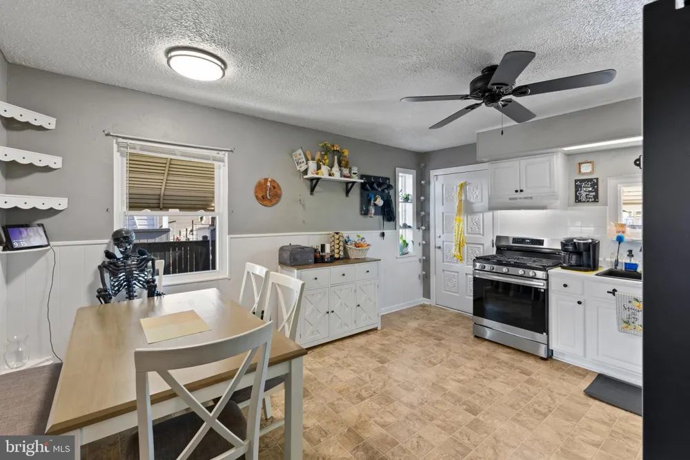 228 OAKWOOD ROAD Baltimore, MD 21222