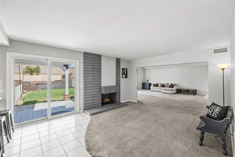 11010 Kayjay Riverside, CA 92503