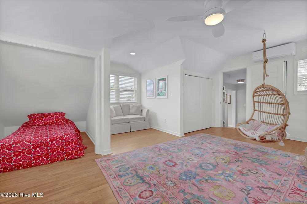 5 Parmele Boulevard Wrightsville Beach, NC 28480