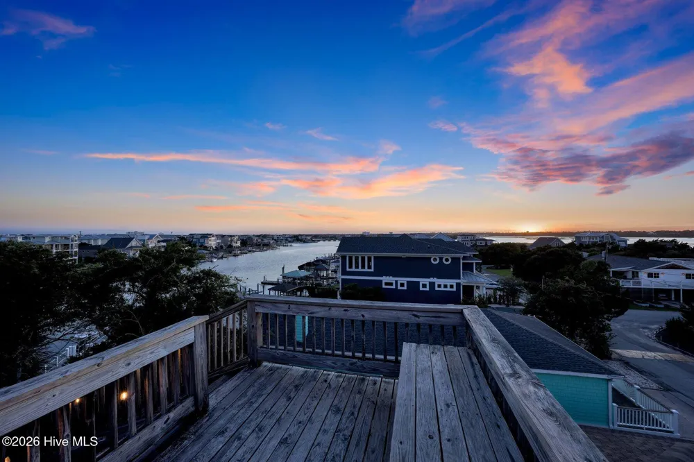 5 Parmele Boulevard Wrightsville Beach, NC 28480