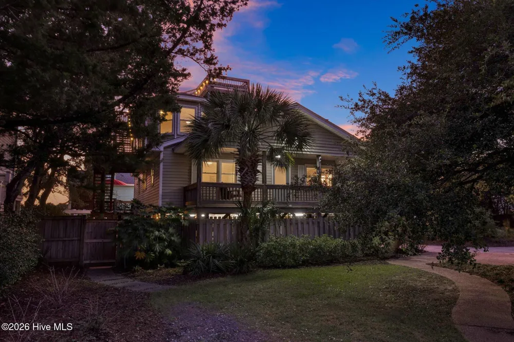 5 Parmele Boulevard Wrightsville Beach, NC 28480