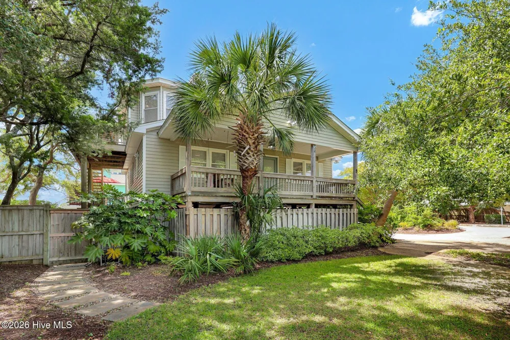 5 Parmele Boulevard Wrightsville Beach, NC 28480