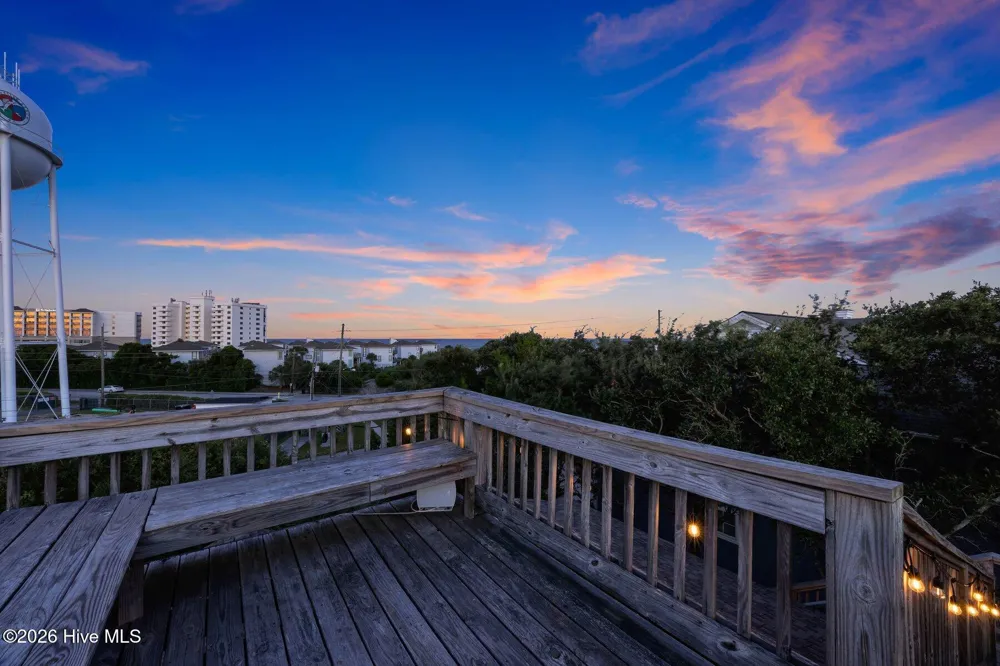 5 Parmele Boulevard Wrightsville Beach, NC 28480