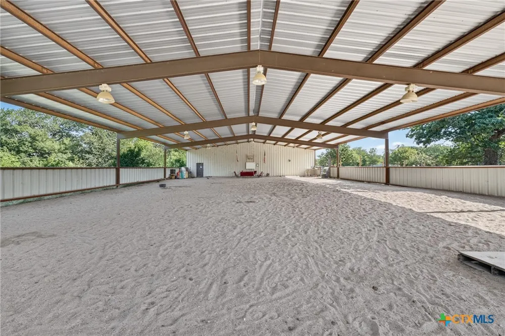 2274 County Road 203 Loop Cameron, TX 76520