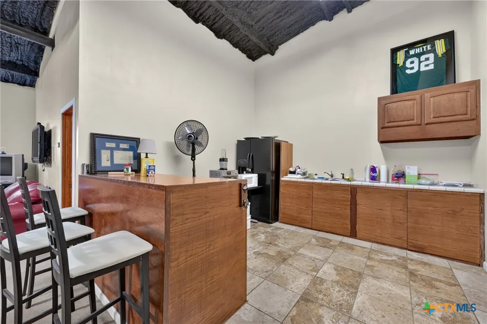 2274 County Road 203 Loop Cameron, TX 76520