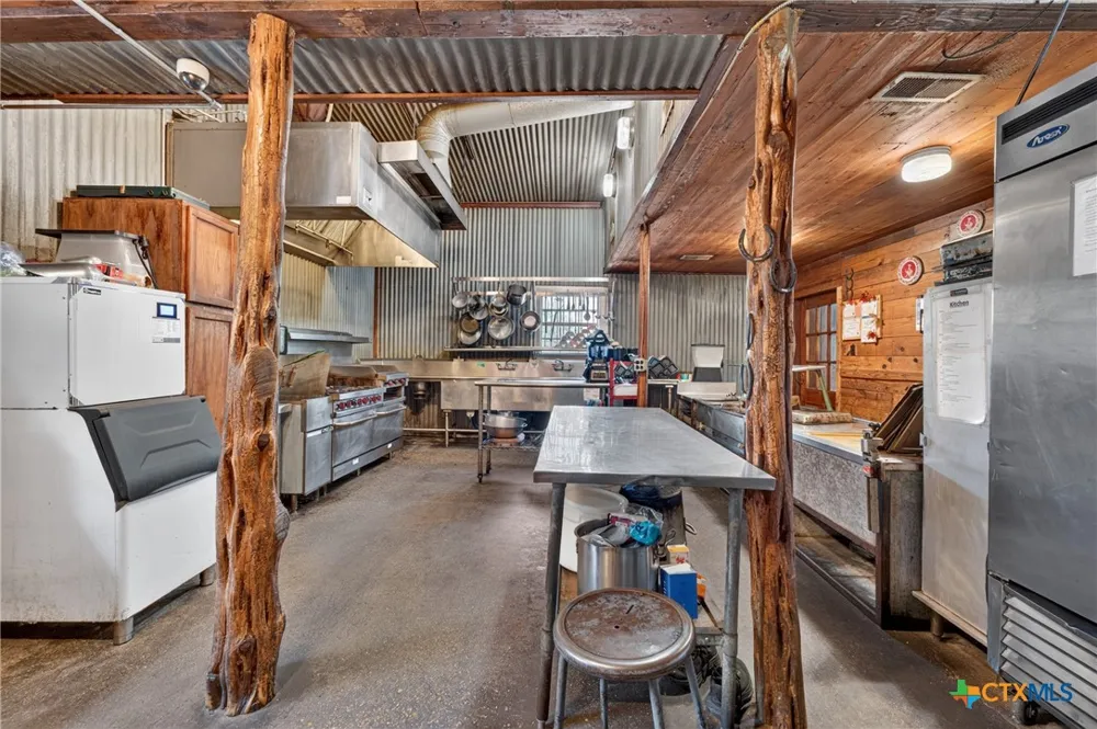 2274 County Road 203 Loop Cameron, TX 76520