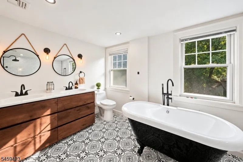 724 Eagle Rock Ave West Orange, NJ 07052