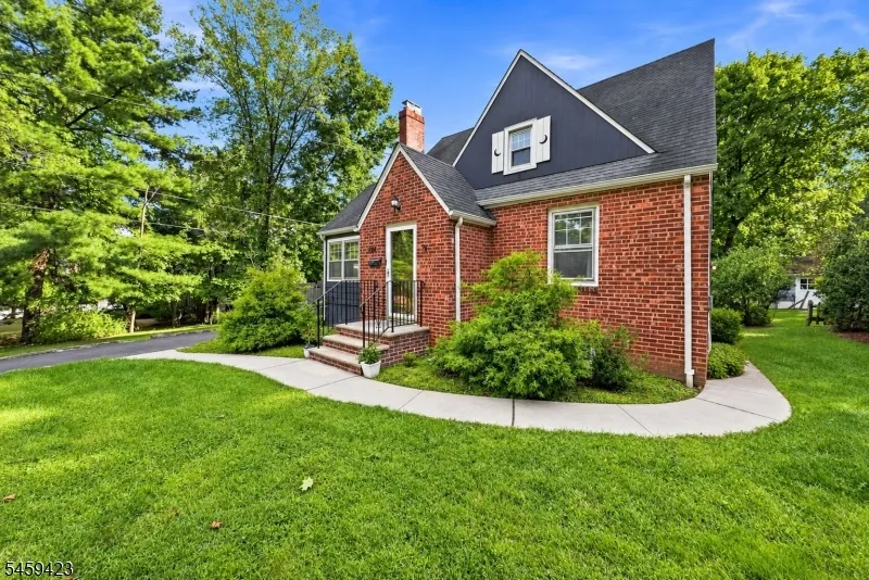 724 Eagle Rock Ave West Orange, NJ 07052