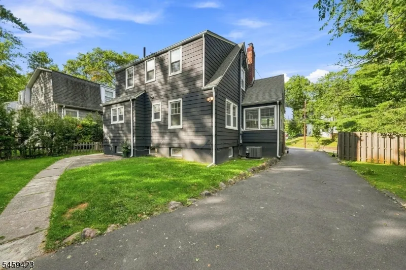 724 Eagle Rock Ave West Orange, NJ 07052
