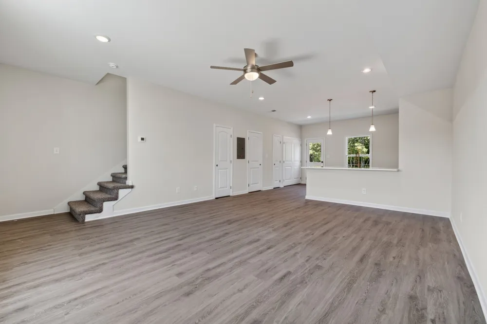 299 Summitcrest Drive #M Building Clarksville, TN 37040