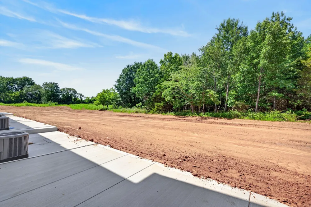 299 Summitcrest Drive #M Building Clarksville, TN 37040