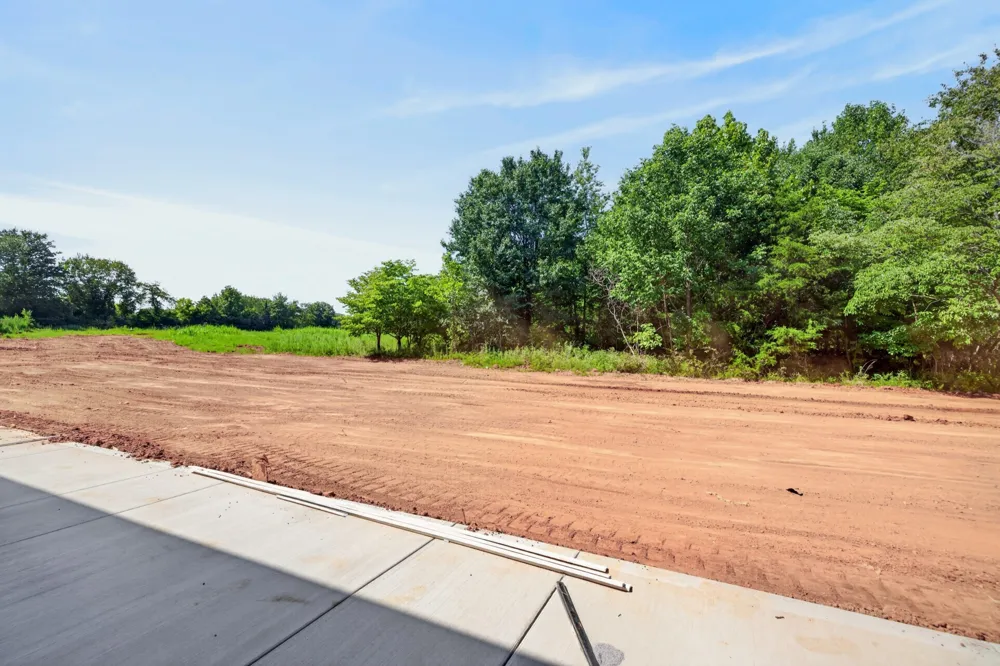 299 Summitcrest Drive #N Building Clarksville, TN 37040