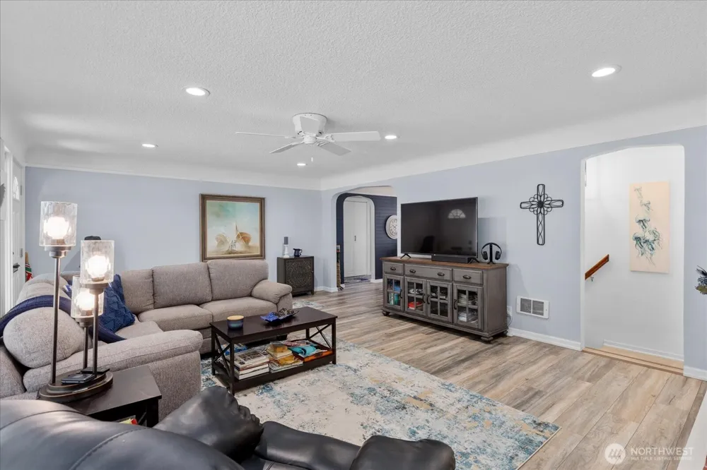 1501 52nd Street SE #1 Everett, WA 98203