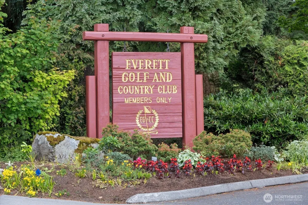 1501 52nd Street SE #1 Everett, WA 98203