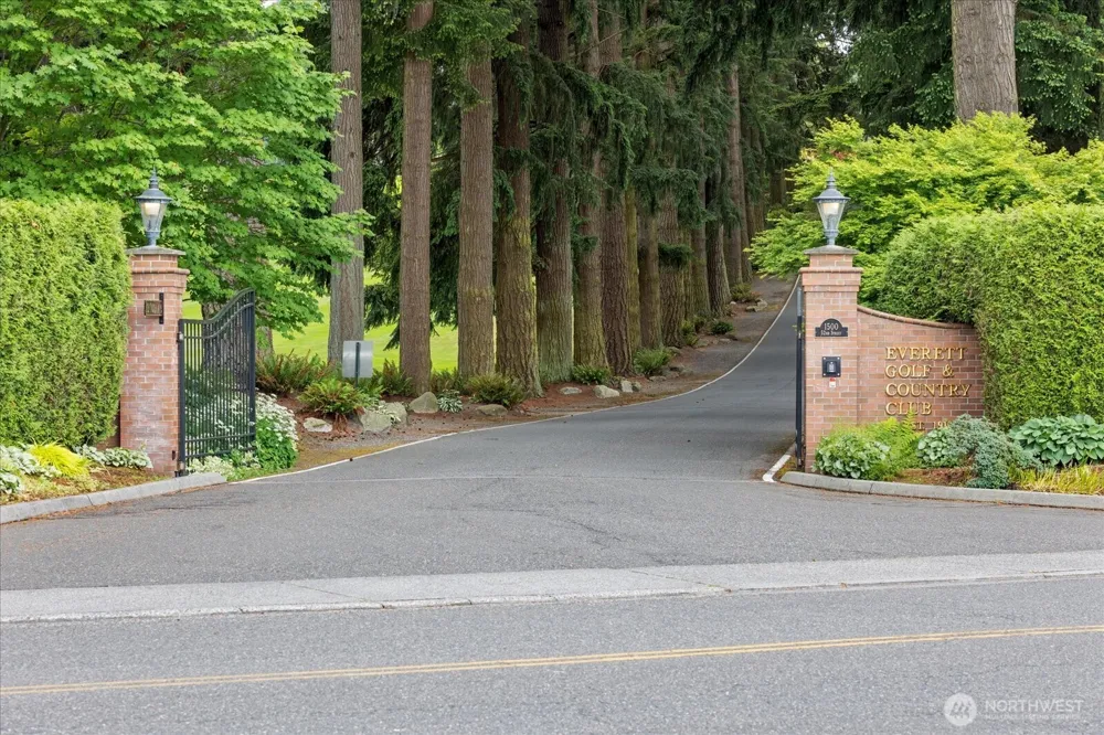1501 52nd Street SE #1 Everett, WA 98203