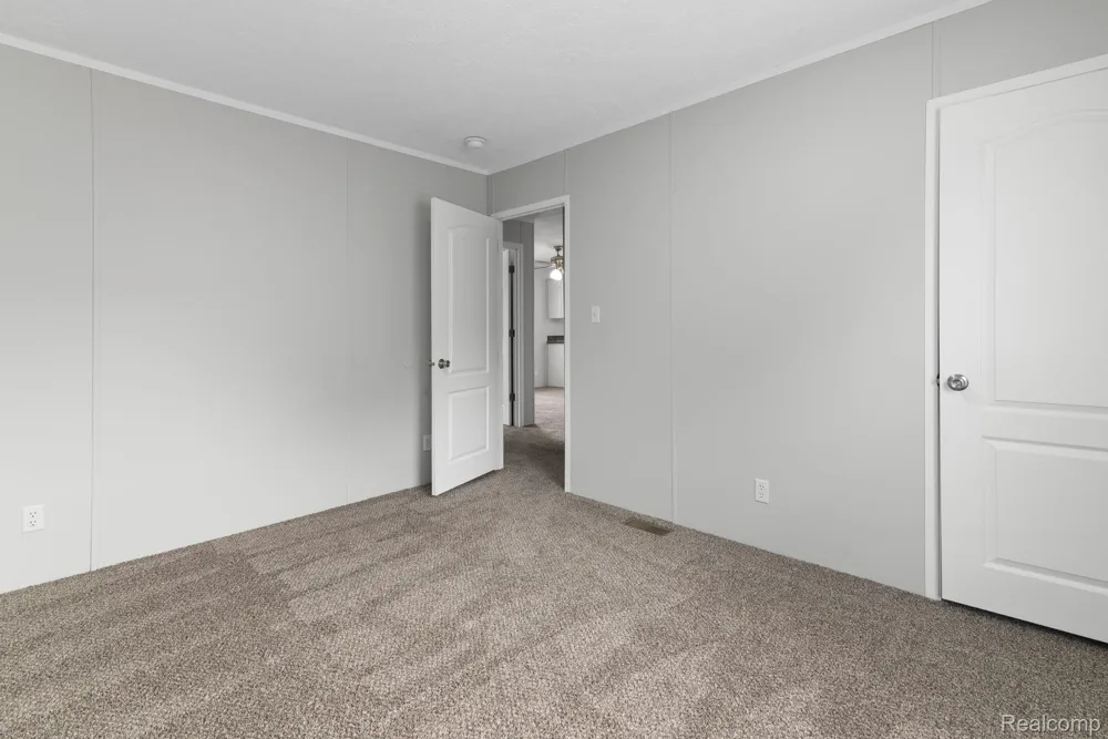 16173 Charlemagne Avenue Clinton Charter Township, MI 48038