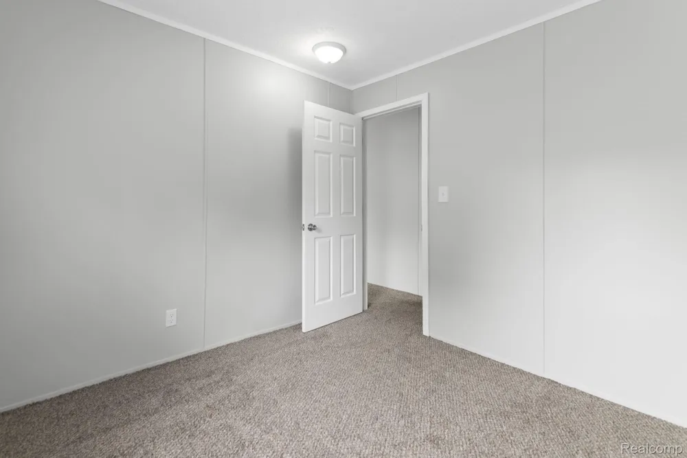 16173 Charlemagne Avenue Clinton Charter Township, MI 48038