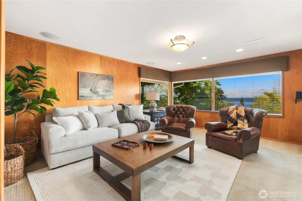 954 S Locust Lane Tacoma, WA 98465