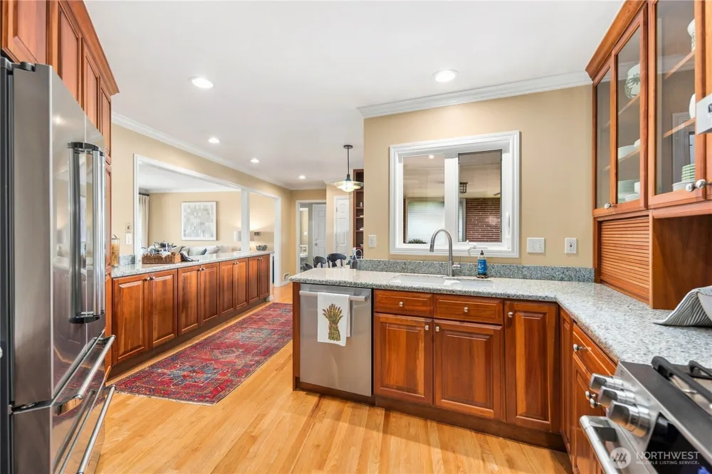 954 S Locust Lane Tacoma, WA 98465