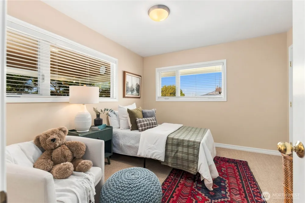 954 S Locust Lane Tacoma, WA 98465