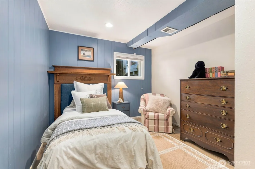 954 S Locust Lane Tacoma, WA 98465
