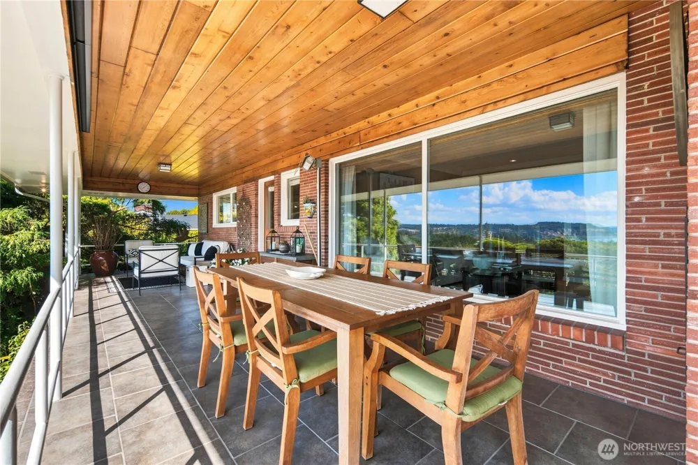 954 S Locust Lane Tacoma, WA 98465