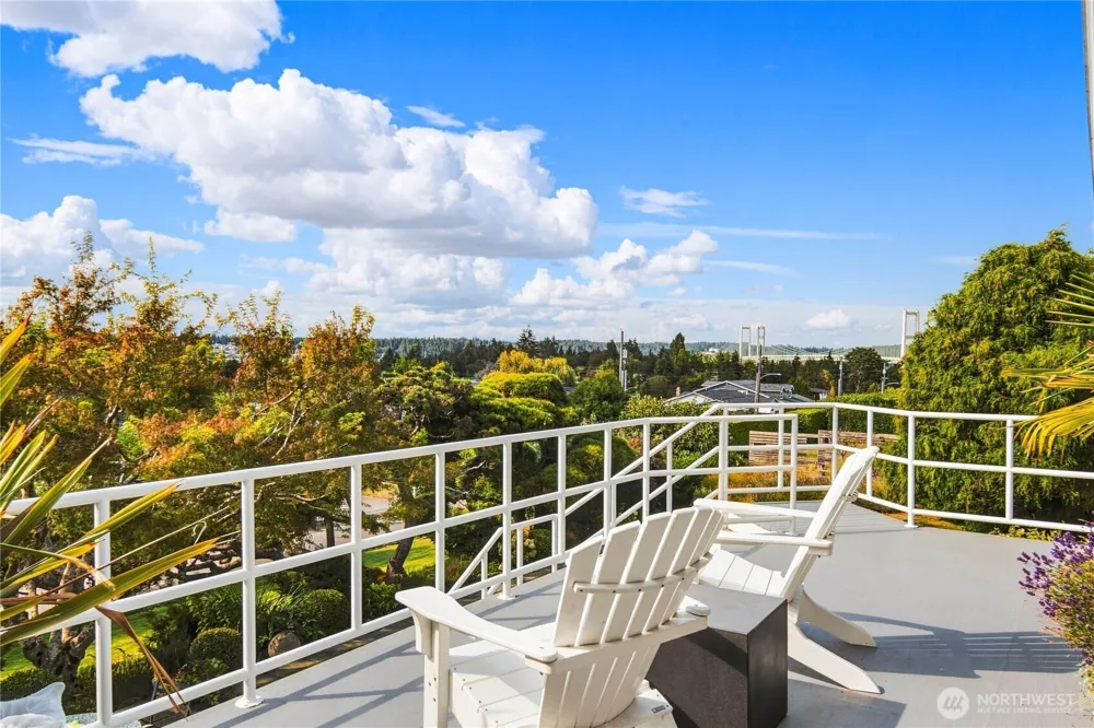 954 S Locust Lane Tacoma, WA 98465