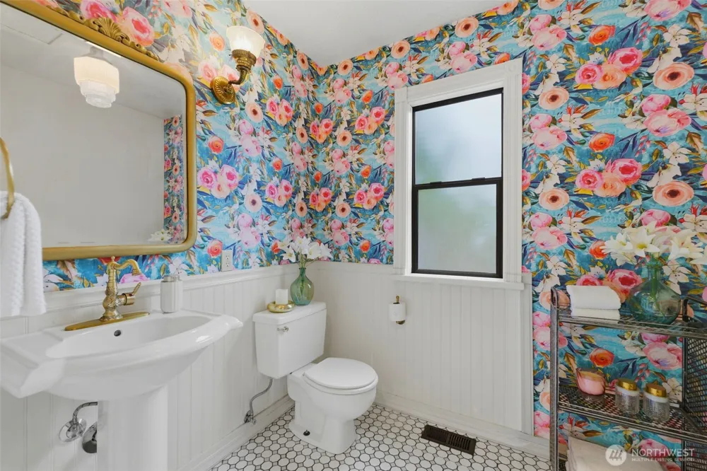 502 E STREET Tacoma, WA 98403