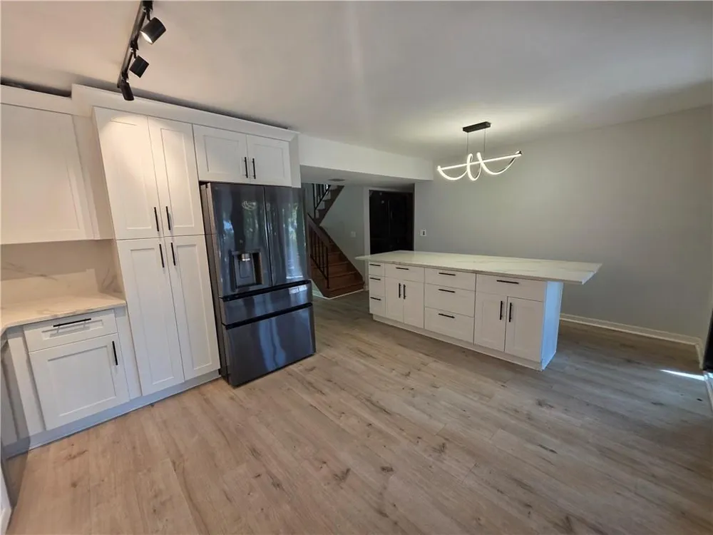 4694 Shallowford Road Roswell, GA 30075