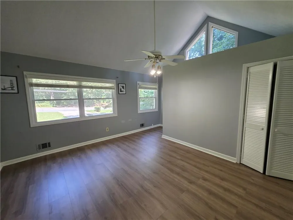 4694 Shallowford Road Roswell, GA 30075