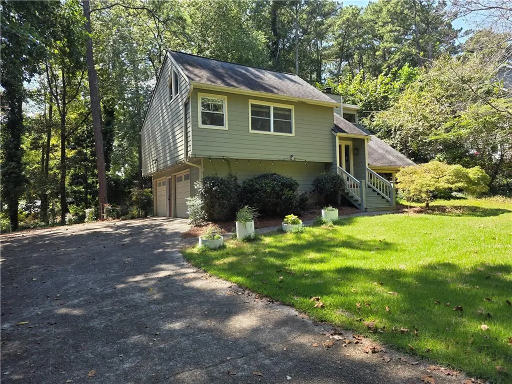 4694 Shallowford Road Roswell, GA 30075
