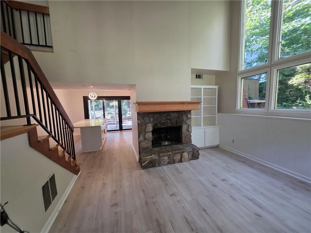 4694 Shallowford Road Roswell, GA 30075