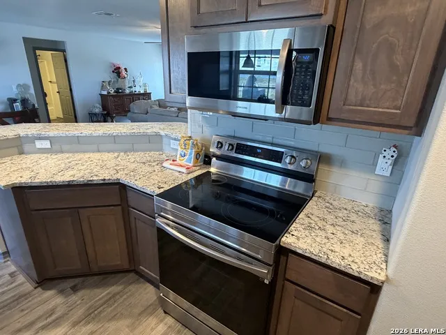 100 Lakeview Three Rivers, TX 78071