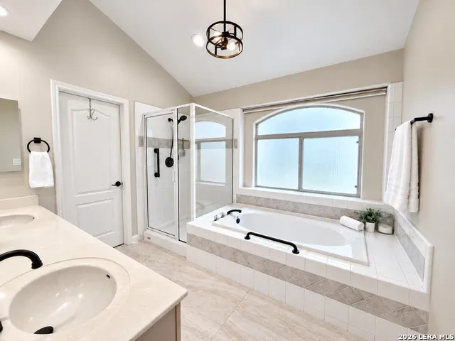 18803 Cierra Sur San Antonio, TX 78258