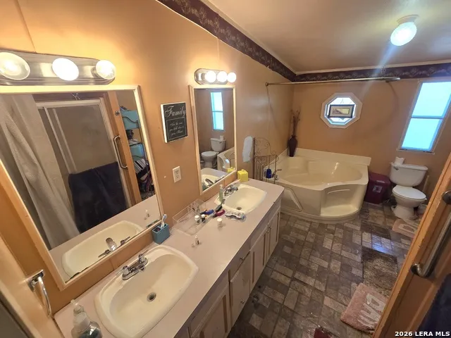 2011 HICKORY WAY San Antonio, TX 78264