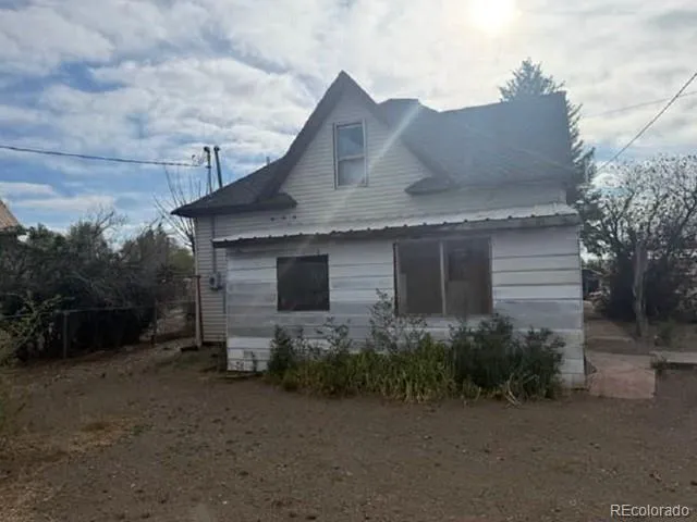 157 Hurt Street Center, CO 81125