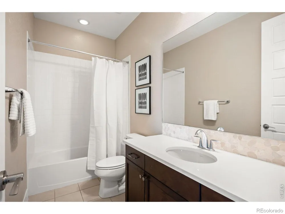 7945 E Prairie Meadow Drive Denver, CO 80238
