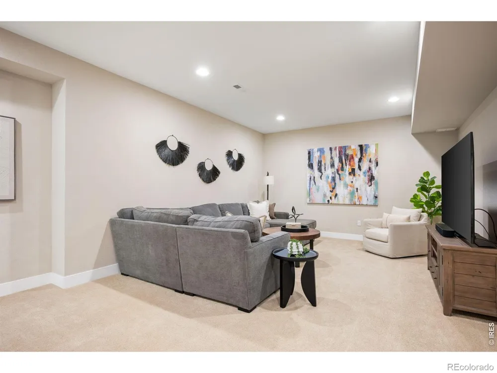 7945 E Prairie Meadow Drive Denver, CO 80238