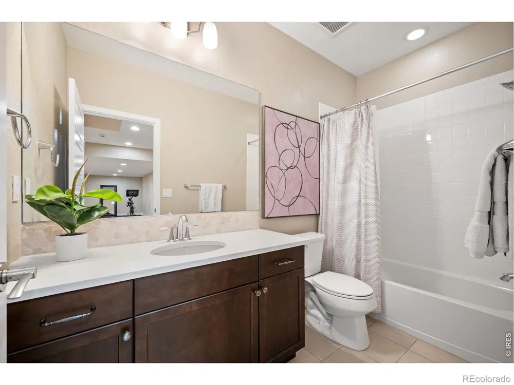 7945 E Prairie Meadow Drive Denver, CO 80238