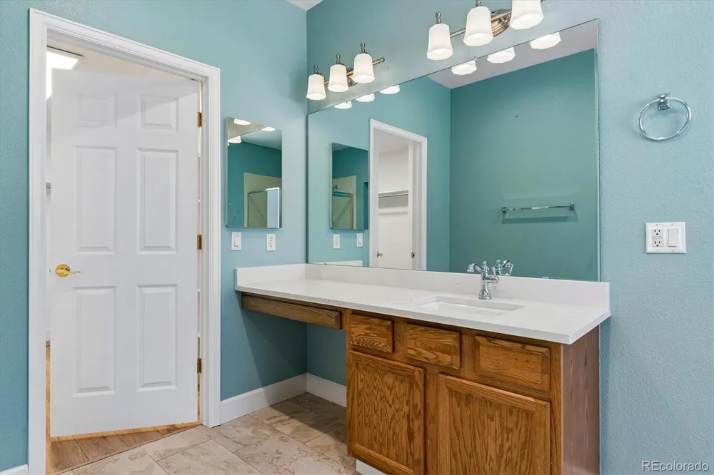 23609 E Clifton Place Aurora, CO 80016