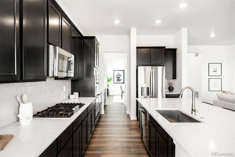 15920 Willow Way Thornton, CO 80602