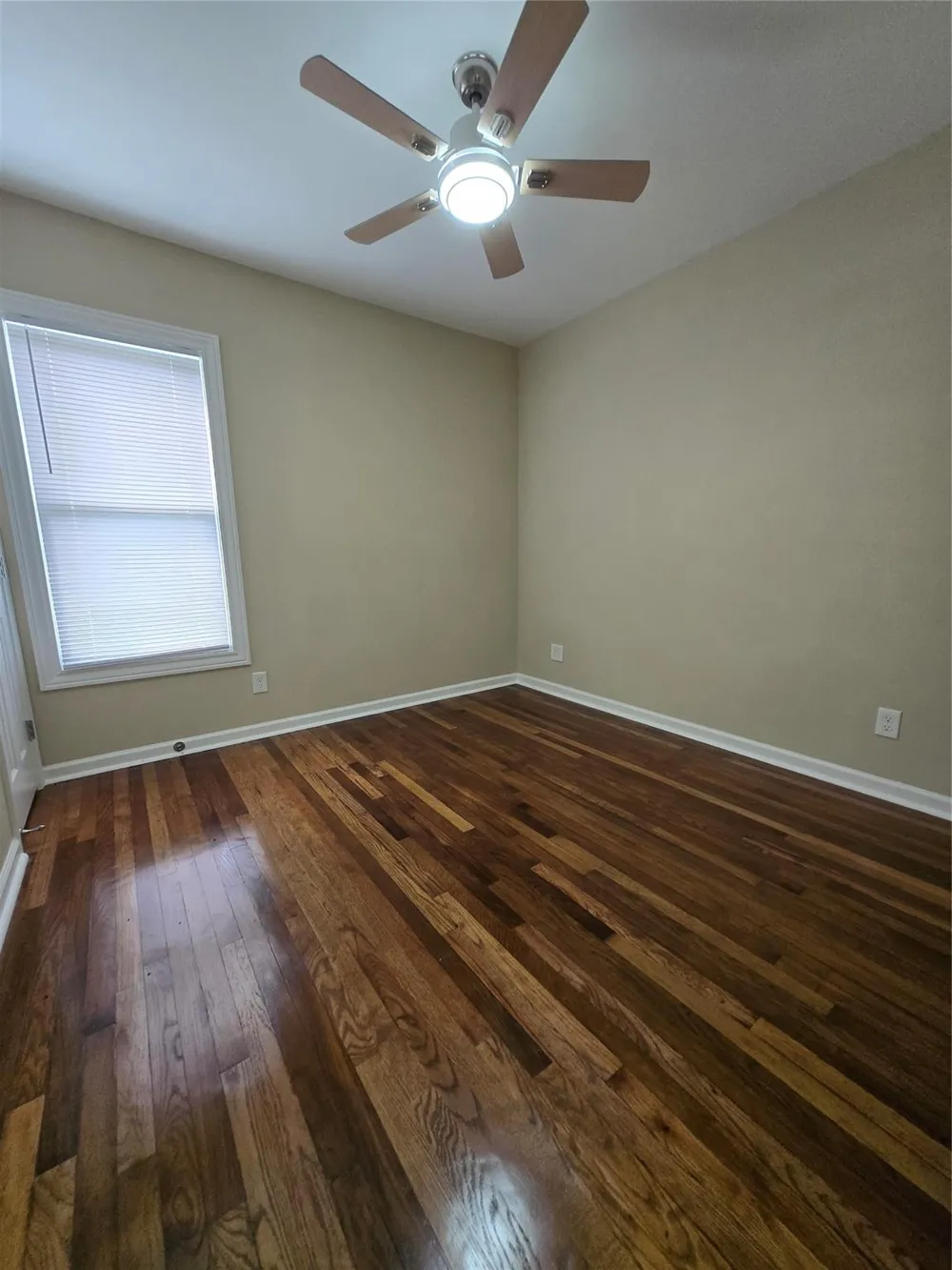 1342 County Road 5003 Cleveland, TX 77327
